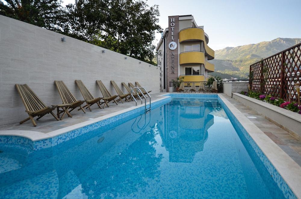 Atina Hotel 4*